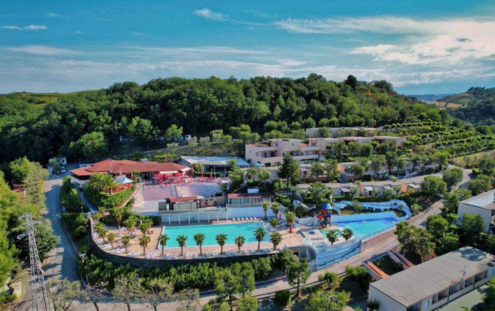 Centro Vacanze Mirage Torre di Palme Eksteriør bilde