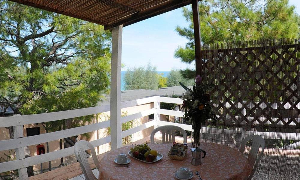 Centro Vacanze Mirage Torre di Palme Eksteriør bilde